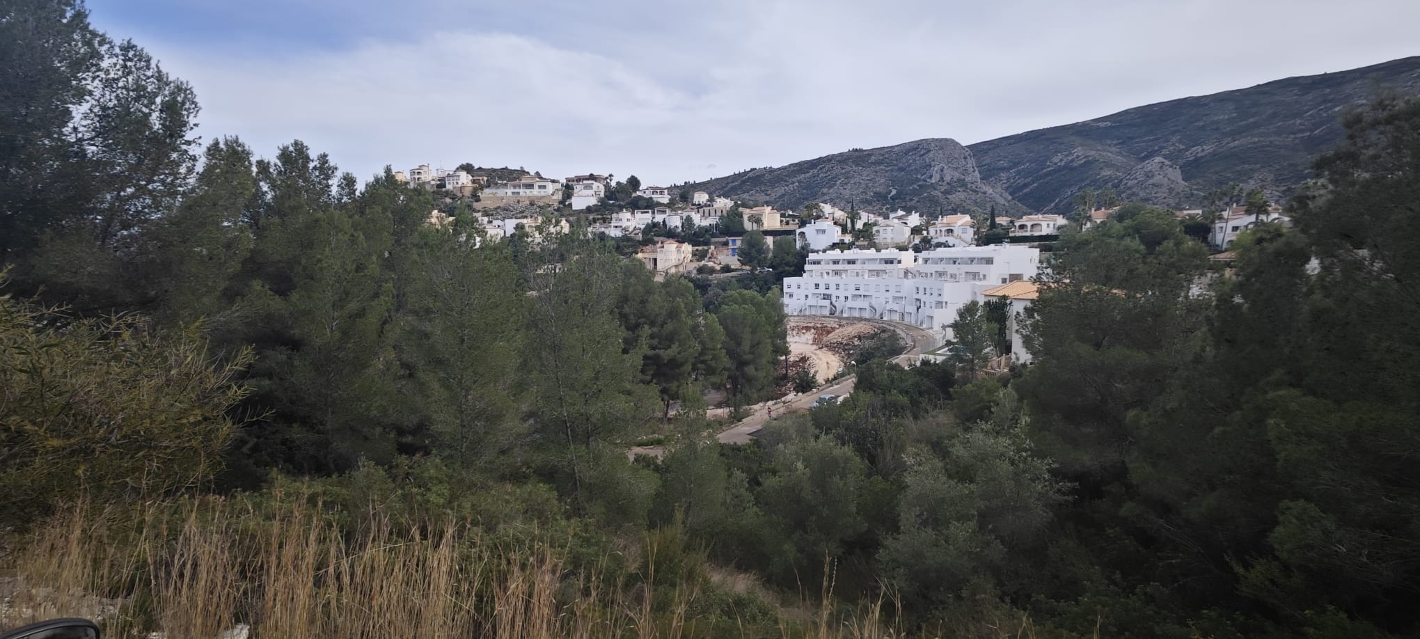 PARCELA URBANIZABLE DE 1.061m2 EN MONTESOLANA 