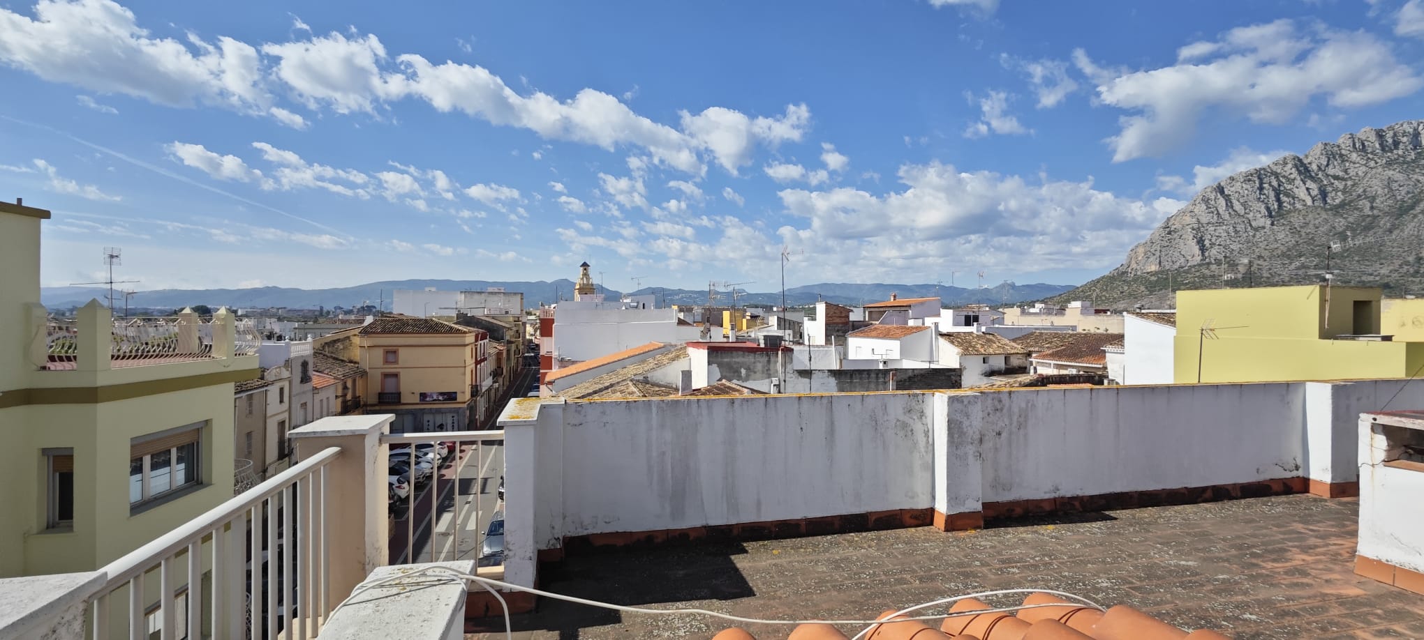 CASA DE PUEBLO MUY CENTRICA EN EL VERGEL / Realizamos la AutoRenovacion