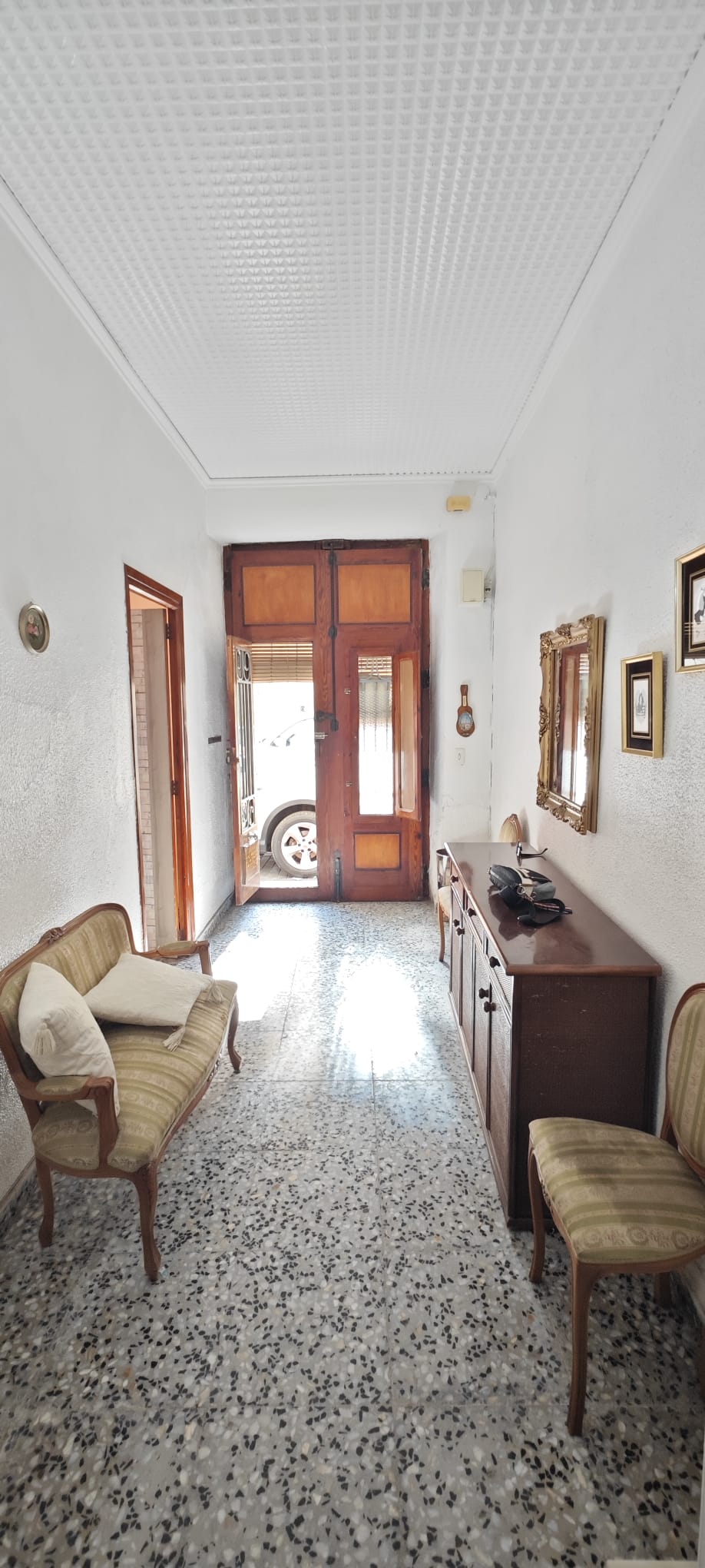 CASA DE PUEBLO MUY CENTRICA EN EL VERGEL / Realizamos la AutoRenovacion
