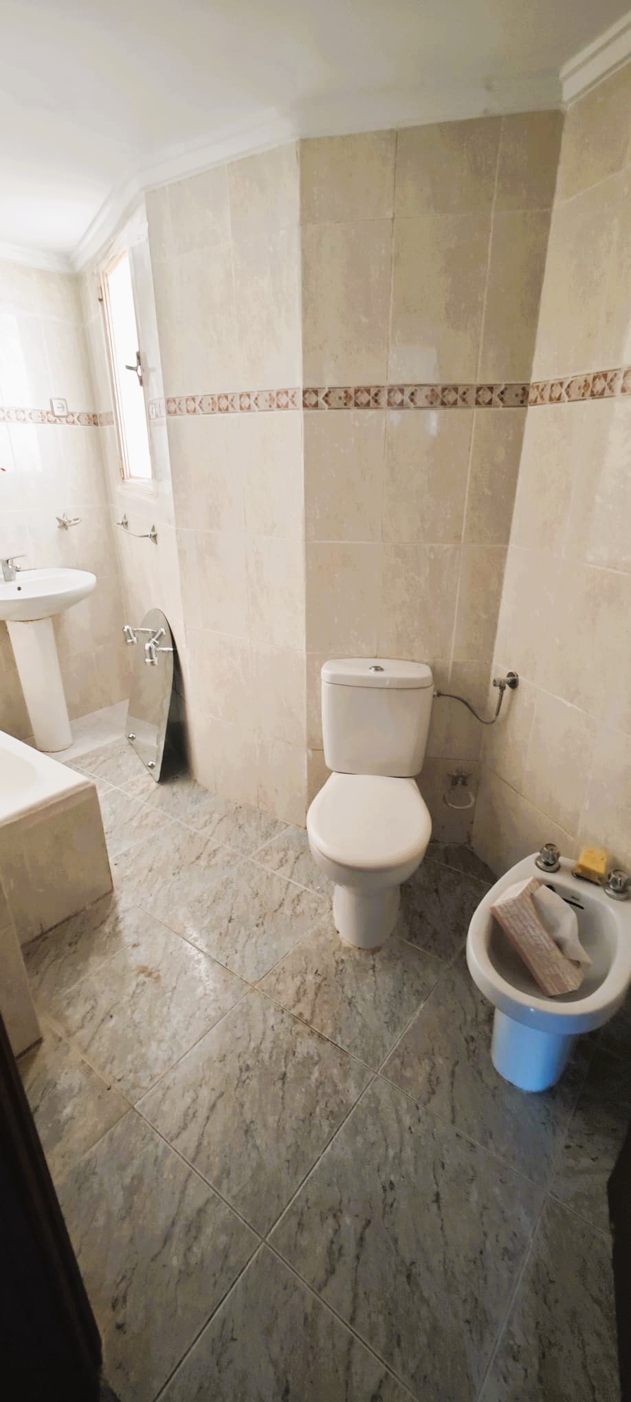PISO CENTRICO DE 4 DORMITORIOS