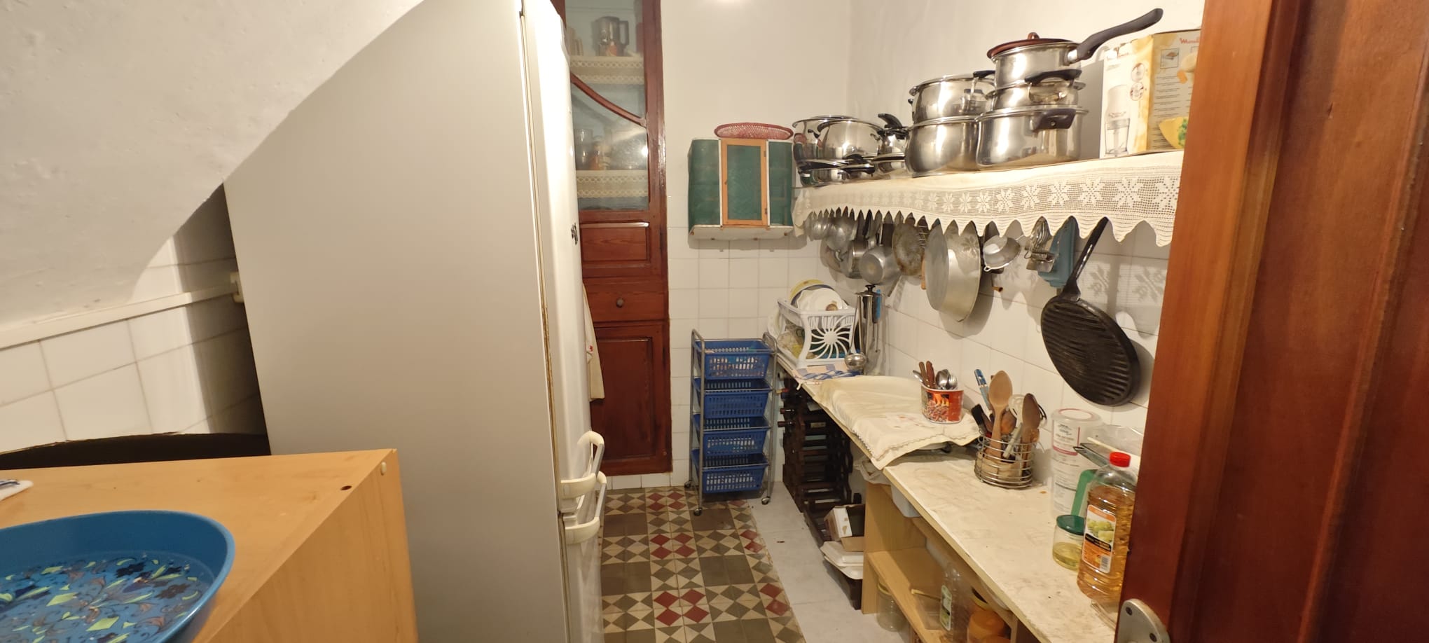 MAISON DE VILLE EN DUPLEX AVEC COUR PAYSAGÉE