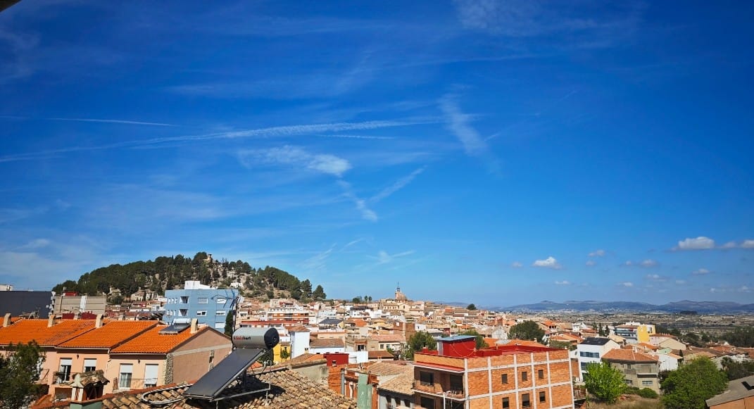 MAISON DE VILLE AVEC PISCINE À CASTELLÓ DE RUGAT