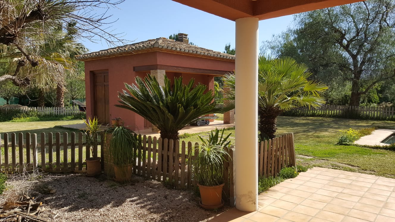MAISON DE CAMPAGNE À ONDARA